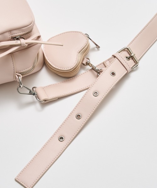 OLIVE des OLIVE（オリーブデオリーブ）の「ハートポーチ付きショルダーバッグ（ショルダーバッグ・レディース・ピンク/オフホワイト/ブラック・FREE）」の7枚目の写真