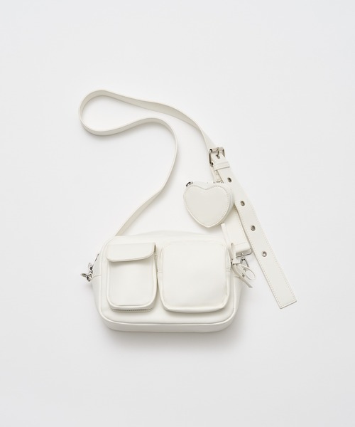 OLIVE des OLIVE（オリーブデオリーブ）の「ハートポーチ付きショルダーバッグ（ショルダーバッグ・レディース・ピンク/オフホワイト/ブラック・FREE）」の8枚目の写真