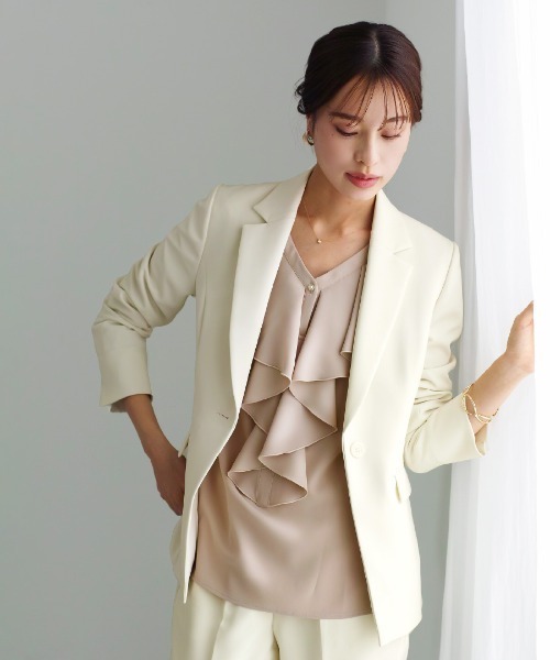 WHITE JOOLA(ホワイトジョーラ)の「UVカット・速乾・接触冷感・防シワ・ストレッチ・洗える【多機能すぎるジャケット】ダブルピケクロス・テーラードジャケット(テーラードジャケット・レディース・アイボリー/ネイビー/ブラック・S/L/M)」の2枚目の写真