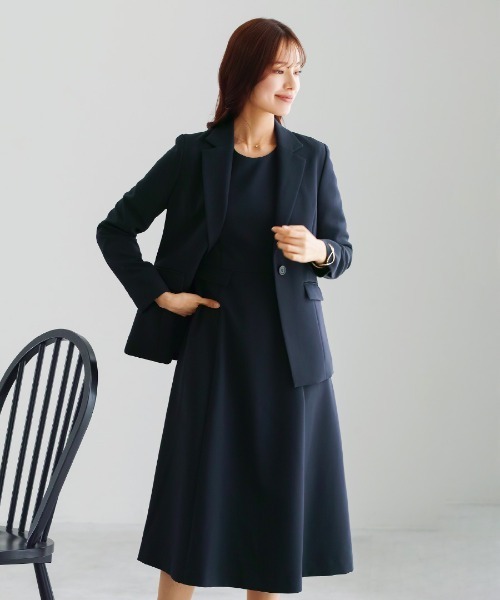 WHITE JOOLA(ホワイトジョーラ)の「UVカット・速乾・接触冷感・防シワ・ストレッチ・洗える【多機能すぎるジャケット】ダブルピケクロス・テーラードジャケット(テーラードジャケット・レディース・アイボリー/ネイビー/ブラック・S/L/M)」の21枚目の写真