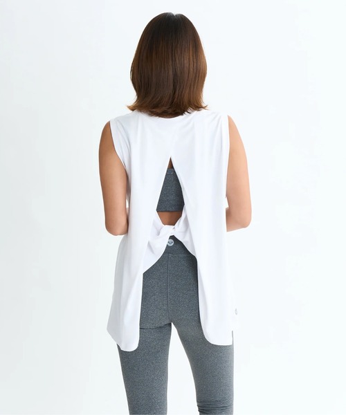 ROXY（ロキシー）の「FEEL THE WIND TANK/ロキシー水陸両用速乾UVケアバックカッティングデザインノースリーブ・タンクトップ（水着）（タンクトップ・レディース・ホワイト/ブラック/ピンク・MEDIUM/LARGE/SMALL）」の19枚目の写真