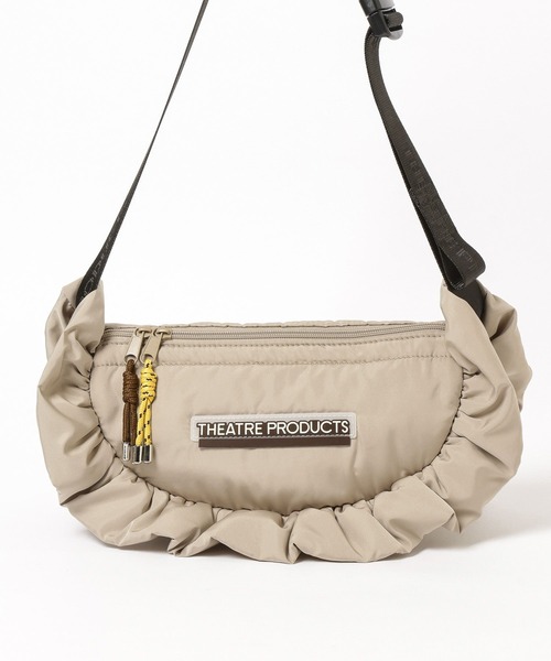 THEATRE PRODUCTS（シアタープロダクツ）の「THEATRE PRODUCTS(シアタープロダクツ)/別注パフフリルラウンドショルダー（ショルダーバッグ・レディース・ブラック/グレイッシュベージュ・FREE）」の16枚目の写真