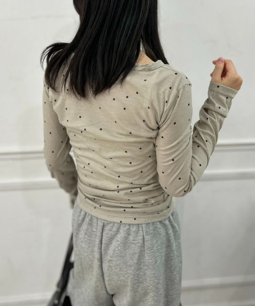 mebole（メボレ）の「Airy Dot Button Top（Tシャツ/カットソー・レディース・アイボリー/グレー・FREE）」の8枚目の写真