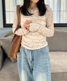 mebole（メボレ）の「Airy Dot Button Top（Tシャツ/カットソー）」