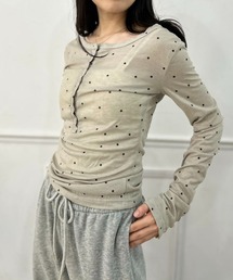 mebole（メボレ）の「Airy Dot Button Top（Tシャツ/カットソー）」