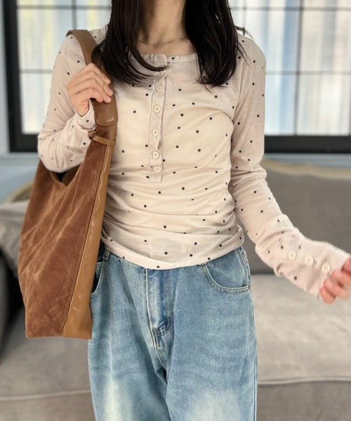 mebole（メボレ）の「Airy Dot Button Top（Tシャツ/カットソー・レディース・アイボリー/グレー・FREE）」の11枚目の写真