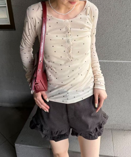 mebole(メボレ)の「Airy Dot Button Top(Tシャツ/カットソー・レディース・アイボリー/グレー・FREE)」の10枚目の写真