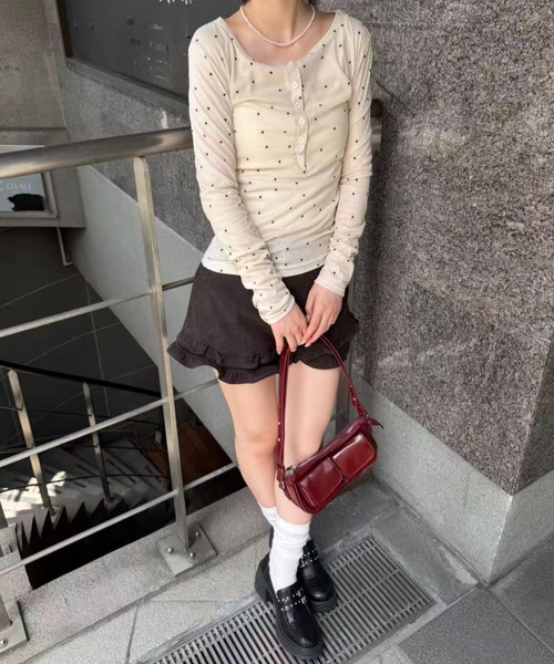 mebole(メボレ)の「Airy Dot Button Top(Tシャツ/カットソー・レディース・アイボリー/グレー・FREE)」の17枚目の写真