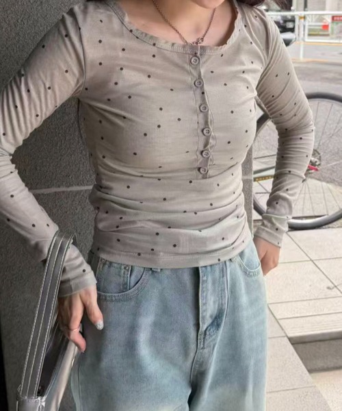 mebole(メボレ)の「Airy Dot Button Top(Tシャツ/カットソー・レディース・アイボリー/グレー・FREE)」の22枚目の写真
