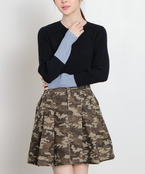 Honeys（ハニーズ）の「袖配色ニット（ニット/セーター・レディース・ミント/杢グレー/ブラック×ブルー/ブラック/ホワイト×ブルー/アイボリー/ホワイト×イエロー/グレー系その他・L/S/M）」の5枚目の写真