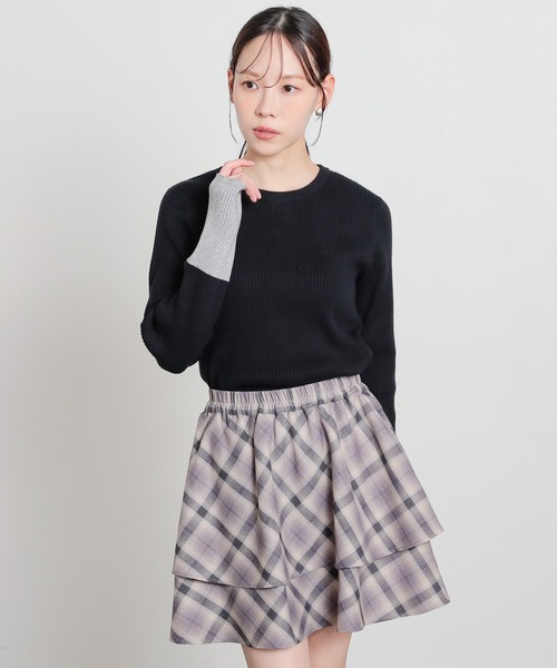 Honeys（ハニーズ）の「袖配色ニット（ニット/セーター・レディース・ミント/杢グレー/ブラック×ブルー/ブラック/ホワイト×ブルー/アイボリー/ホワイト×イエロー/グレー系その他・L/S/M）」の12枚目の写真