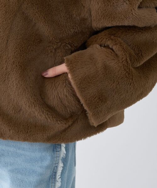 earth music&ecology（アースミュージックアンドエコロジー）の「【2025AW】ファーショートブルゾン（ブルゾン・レディース・クリーム/モカ/ブラウン・FREE）」の12枚目の写真