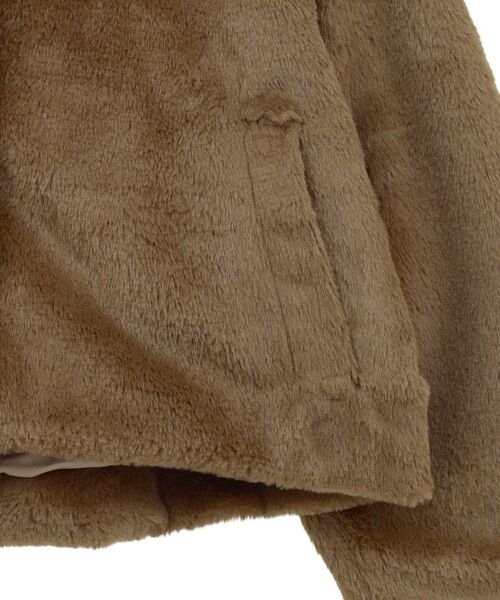 earth music&ecology（アースミュージックアンドエコロジー）の「【2025AW】ファーショートブルゾン（ブルゾン・レディース・クリーム/モカ/ブラウン・FREE）」の17枚目の写真