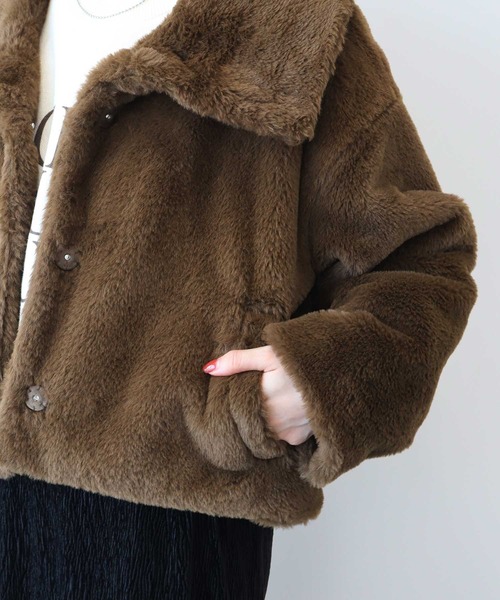 earth music&ecology（アースミュージックアンドエコロジー）の「【2025AW】ファーショートブルゾン（ブルゾン・レディース・クリーム/モカ/ブラウン・FREE）」の6枚目の写真