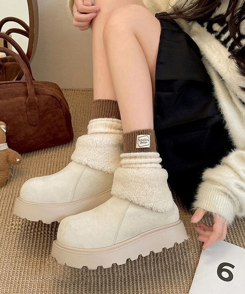 WESTSEA(ウエストシー)の「厚底 折り返し裏ファー ショートブーツ ジップアップ(ブーツ・レディース・オフホワイト/ブラウン・23㎝/23.5㎝/24㎝/24.5㎝/25㎝)」の3枚目の写真
