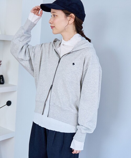 POLO BCS(ポロ ビーシーエス)の「【POLO BCS(ポロ・ビーシーエス)別注】 裏毛ジップパーカー(パーカー・レディース・ネイビー/ナチュラル/オフホワイト/レッド・L/M)」の2枚目の写真