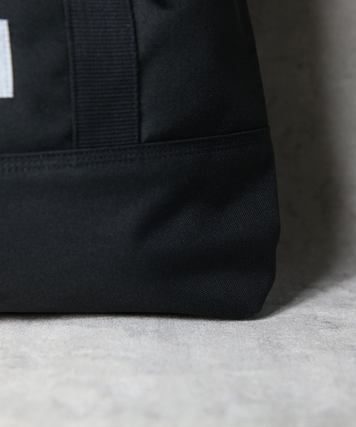Carhartt（カーハート）の「Carhartt クラシックオープントートバッグ18L（トートバッグ・メンズ・ブラック/ブラウン・FREE）」の4枚目の写真