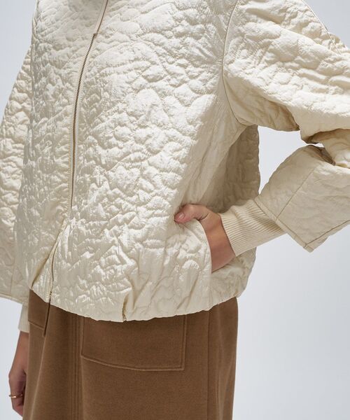 cloenc（クロエンス）の「【手洗い可】アートキルトショートブルゾン（ブルゾン・レディース・ブラック/オフホワイト・02）」の9枚目の写真