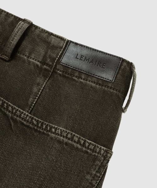 LEMAIRE(ルメール)の「TWISTED BELTED PANTS(その他パンツ・メンズ・パープル系その他4/モスグリーン・M/S)」の7枚目の写真