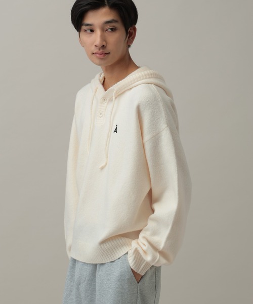 ALAND（エーランド）の「【UNISEX】ALAND／Aロゴニットフーディー（ニット/セーター・レディース・ブルー/グレー/ブラック/アイボリー/ピンク・SMALL/LARGE）」の9枚目の写真