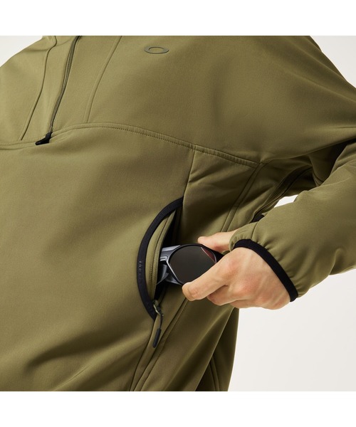 OAKLEY（オークリー）の「最新 オークリー WINTERTIDE SOFTSHELL HOODIE/フーディー・パーカー/SNOW・スノー/スキー＆スノーボードウェア/スノーウェア/MENS/メンズ/OAKLEY（パーカー・メンズ・カーキ/ブラック・L/S/M）」の3枚目の写真