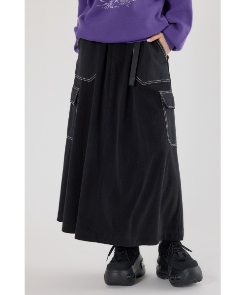 RODEO CROWNS WIDE BOWL(ロデオクラウンズワイドボウル)の「テープベルト異素材切替カーゴスカート(スカート・レディース・ブラック/ベージュ/グリーン・FREE)」の2枚目の写真