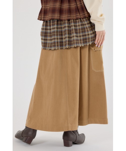 RODEO CROWNS WIDE BOWL(ロデオクラウンズワイドボウル)の「テープベルト異素材切替カーゴスカート(スカート・レディース・ブラック/ベージュ/グリーン・FREE)」の7枚目の写真