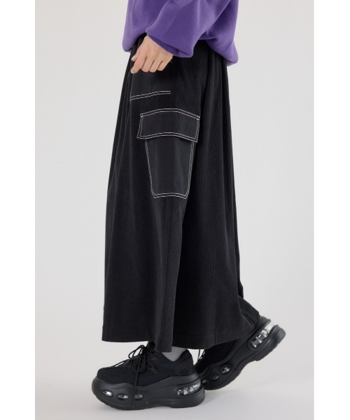 RODEO CROWNS WIDE BOWL(ロデオクラウンズワイドボウル)の「テープベルト異素材切替カーゴスカート(スカート・レディース・ブラック/ベージュ/グリーン・FREE)」の11枚目の写真