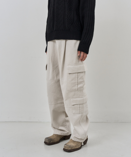 NUAKLE(ヌアクル)の「(m) フィールドワイドカーゴパンツ_ソフトクリーム(その他パンツ・メンズ・その他・2/3/1)」の4枚目の写真