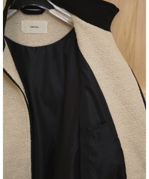 TODAYFUL（トゥデイフル）の「TODAYFUL Wool Boa Zip Jacket 12520205（その他アウター・レディース・グレー/オフホワイト・38/36）」の6枚目の写真