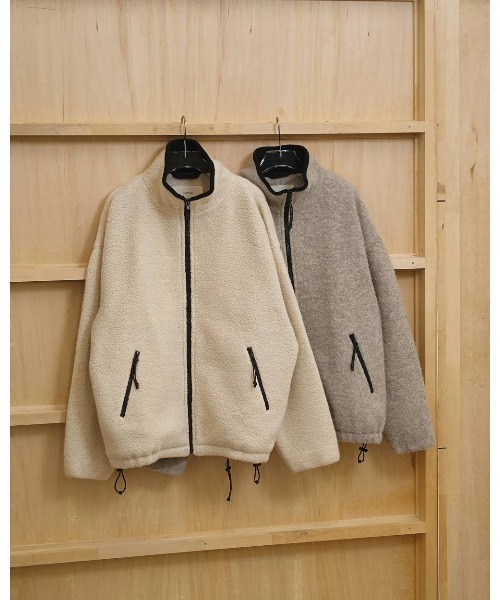 TODAYFUL（トゥデイフル）の「TODAYFUL Wool Boa Zip Jacket 12520205（その他アウター・レディース・グレー/オフホワイト・38/36）」の3枚目の写真