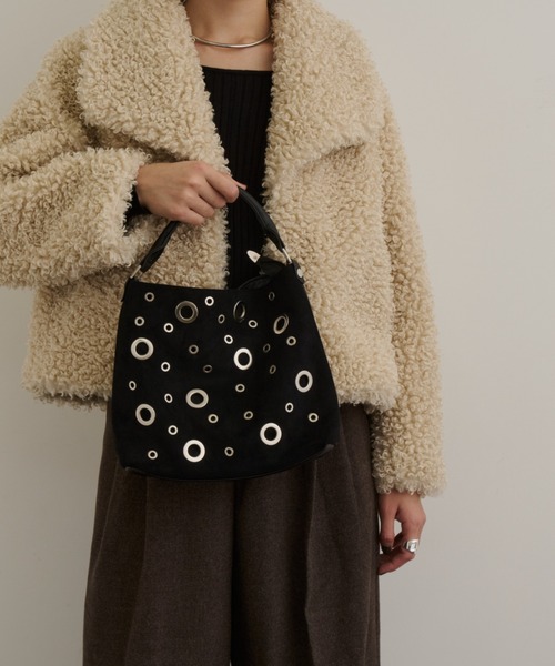 DFFUR.(ディフル)の「メタルアクセントスエードバッグ(ショルダーバッグ・レディース・ブラック/ブラウン・FREE)」の6枚目の写真