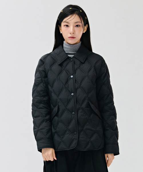 CHASECULT(チェイスカルト)の「女性 軽量ダウン カラー ジャンパー-DFZG4752C03(ダウンジャケット/コート・レディース・ブラック・85/90)」の6枚目の写真