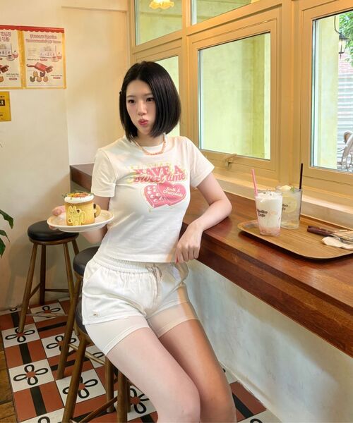 SALT AND CHOCOLATE（ソルトアンドチョコレート）の「[HAST] スウィートチョコレートクロップTシャツアイボリー4W2521005（Tシャツ/カットソー・レディース・その他・FREE）」の2枚目の写真