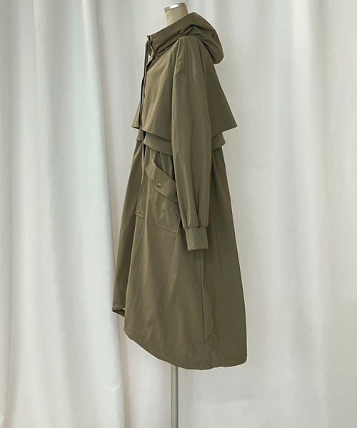 Q(キュー)の「リブドッキングミリタリーコート(ミリタリージャケット・レディース・チャコールグレー/カーキ・MEDIUM)」の4枚目の写真