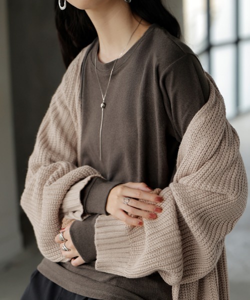 HUG.U(ハグユー)の「吸湿発熱 もち肌あったかインナー(Tシャツ/カットソー・レディース・ブラック/ダークグレー/ホワイト・FREE)」の3枚目の写真