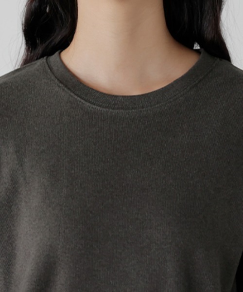HUG.U(ハグユー)の「吸湿発熱 もち肌あったかインナー(Tシャツ/カットソー・レディース・ブラック/ダークグレー/ホワイト・FREE)」の5枚目の写真