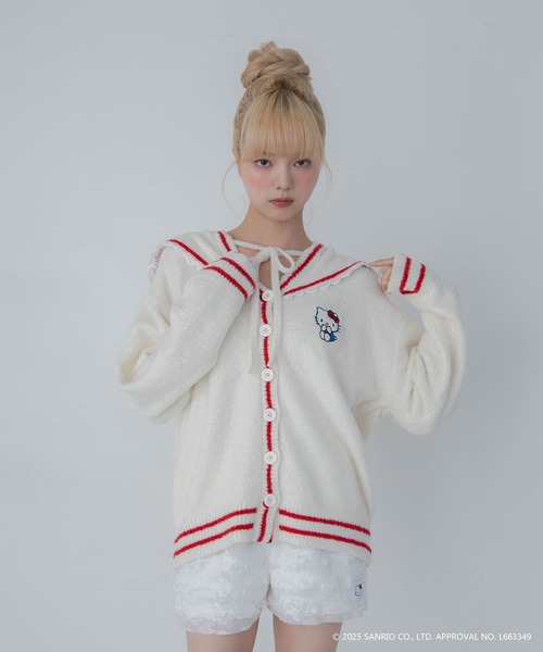 sanrio(サンリオ)の「【HELLO KITTY】ハローキティコラボ もこもこニット セーラーカーディガン(カーディガン/ボレロ・レディース・ホワイト/グレー・FREE)」の3枚目の写真
