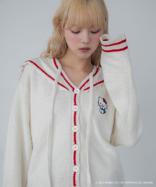 sanrio(サンリオ)の「【HELLO KITTY】ハローキティコラボ もこもこニット セーラーカーディガン(カーディガン/ボレロ・レディース・ホワイト/グレー・FREE)」の6枚目の写真