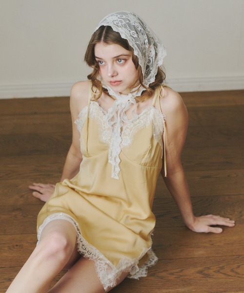 idem（イデム）の「idem big lace scarf  / マルチウェイビッグレーススカーフ（ストール/ショール・レディース・ホワイト・FREE）」の3枚目の写真