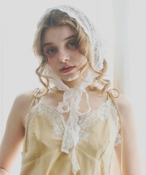 idem（イデム）の「idem big lace scarf  / マルチウェイビッグレーススカーフ（ストール/ショール・レディース・ホワイト・FREE）」の5枚目の写真