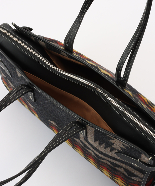 journal standard L'essage（ジャーナルスタンダードレサージュ）の「【A VACATION】SABRINA L PENDLETON Harding W：バッグ（ハンドバッグ・レディース・ブラック・FREE）」の6枚目の写真