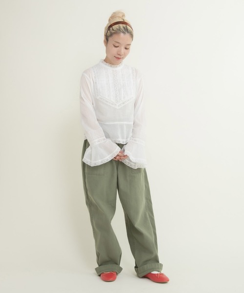 Dot&Stripes CHILD WOMAN(ドットアンドストライプス チャイルドウーマン)の「80ボイルレース ピンタックスタンドカラーブラウス(シャツ/ブラウス・レディース・ホワイト・FREE)」の8枚目の写真