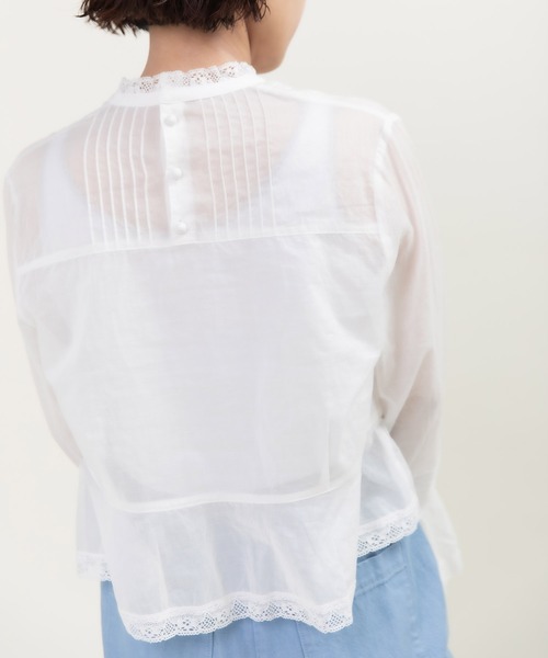 Dot&Stripes CHILD WOMAN(ドットアンドストライプス チャイルドウーマン)の「80ボイルレース ピンタックスタンドカラーブラウス(シャツ/ブラウス・レディース・ホワイト・FREE)」の12枚目の写真