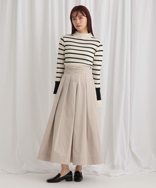 mysty woman(ミスティウーマン)の「袖レイヤード配色ニット 636274(ニット/セーター・レディース・グレー/ブラック系その他/アイボリー/ブラック・FREE)」の7枚目の写真