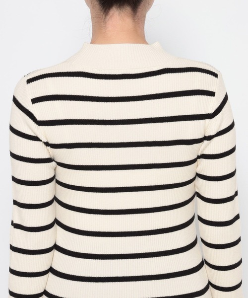 mysty woman(ミスティウーマン)の「袖レイヤード配色ニット 636274(ニット/セーター・レディース・グレー/ブラック系その他/アイボリー/ブラック・FREE)」の22枚目の写真