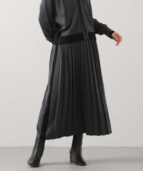 Liyoca（リヨカ）の「ウール混サイドラインプリーツニット（スカート・レディース・レッド/グレー・FREE）」の2枚目の写真