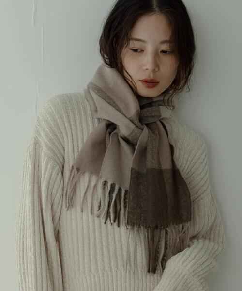 URBAN RESEARCH Sonny Label（アーバンリサーチサニーレーベル）の「ブロックチェックストール（ストール/ショール・レディース・グレー系その他/ブラウン系その他/ベージュ系その他・ONE）」の7枚目の写真