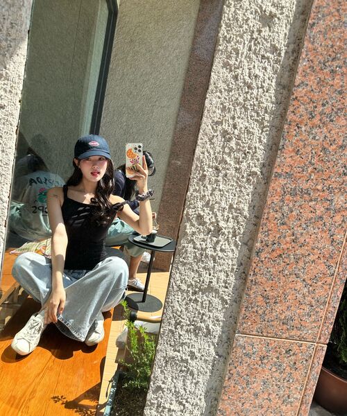 ARI(アリ)の「COS TWISTED SHIRRLING TOP / BLACK(Tシャツ/カットソー・レディース・ブラック・FREE)」の14枚目の写真