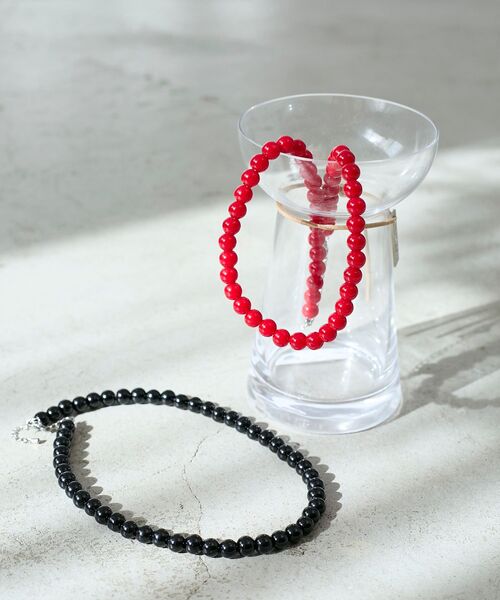 le.coeur blanc（ルクールブラン）の「O ビーズネックレス（ネックレス・レディース・レッド/ブラック・FREE）」の7枚目の写真